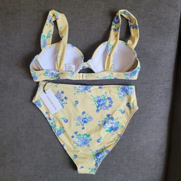 WeWoreWhat Floral Wide Strap Underwire Bikini Top & Bottom 2 Piece Set Medium - Picture 7 of 9